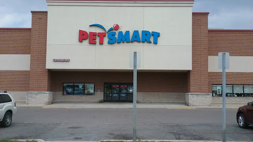 Pet Supply Store «PetSmart», reviews and photos, 5650 Mercury Dr, Dearborn, MI 48126, USA