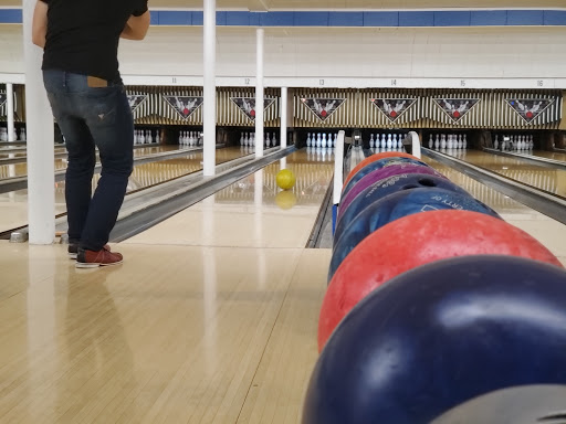 Bowling Alley «Southland Lanes», reviews and photos, 6800 W 130th St, Middleburg Heights, OH 44130, USA