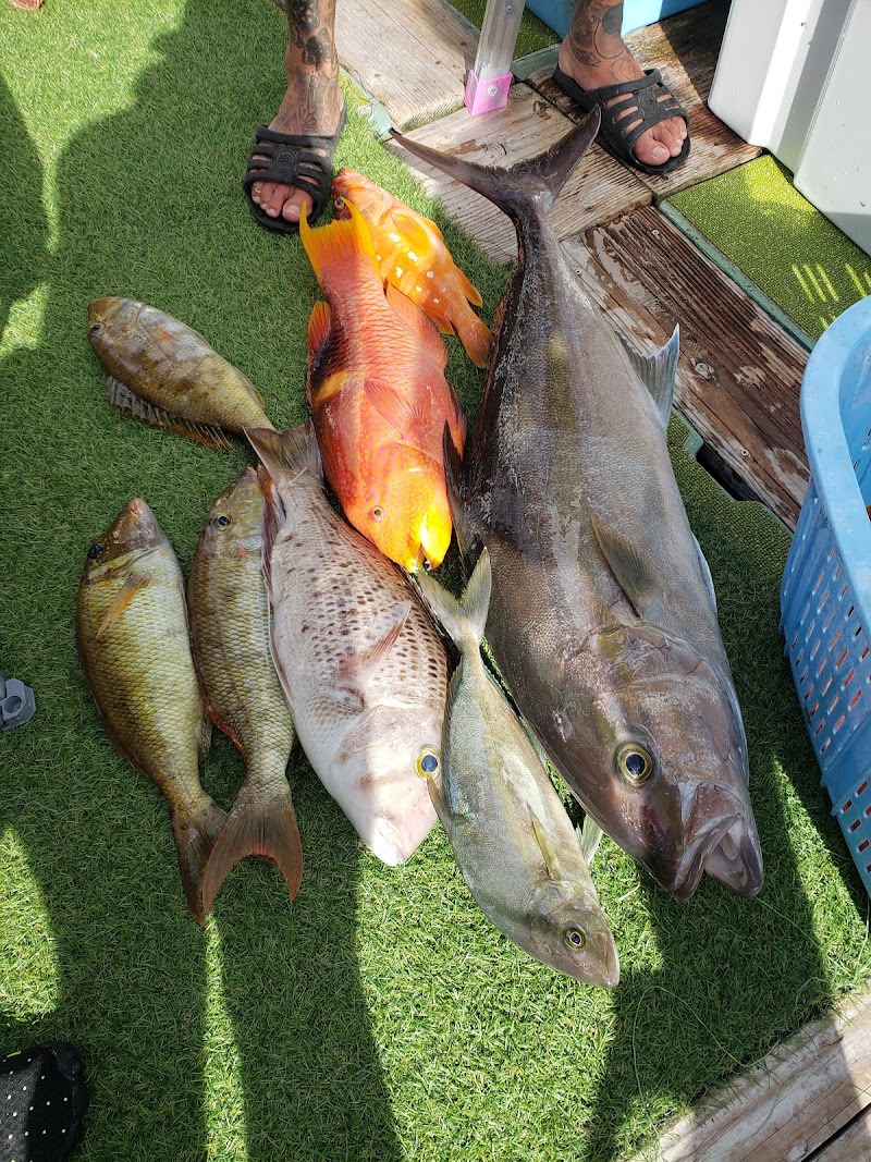 父島 翔雄丸ひゆうまる 釣船、遊漁船、調査、各種チャーター