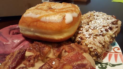 Donut Shop «Vincent Van Doughnut», reviews and photos, 40 N Central Ave, Clayton, MO 63105, USA