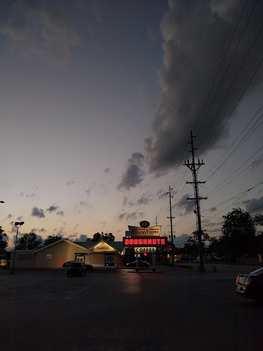 Donut Shop «Krispy Kreme», reviews and photos, 3000 Bardstown Rd, Louisville, KY 40205, USA
