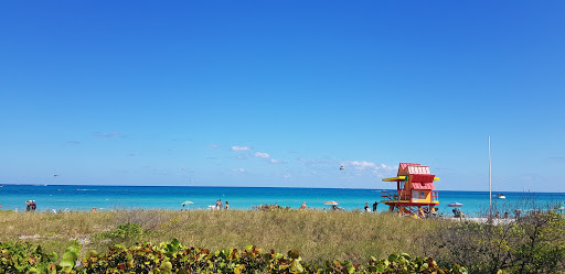 Liquor Store «Riviera Liquors», reviews and photos, 2401 Collins Ave # C1, Miami, FL 33140, USA