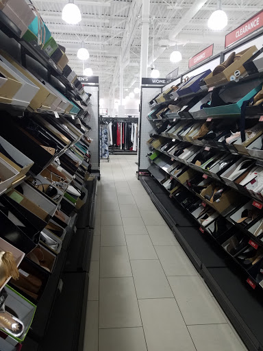 Department Store «Saks OFF 5TH», reviews and photos, 3885 Eagan Outlets Pkwy, Eagan, MN 55122, USA