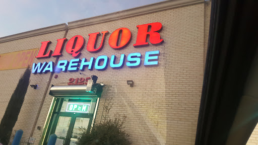 Liquor Store «Liquor Warehouse», reviews and photos, 2125 E Division St, Arlington, TX 76011, USA