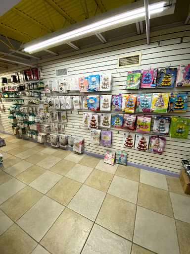 Home Goods Store «Save-A-Thon Stores», reviews and photos, 824 Flatbush Ave, Brooklyn, NY 11226, USA