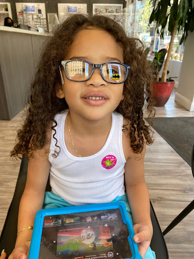 Eye Care Center «Compton Eye Associates», reviews and photos, 4738 Broadway, New York, NY 10040, USA