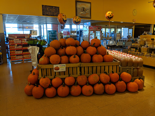 Grocery Store «Stop & Shop», reviews and photos, 2020 Norwich-New London Turnpike, Montville, CT 06353, USA