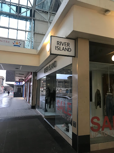 Reviews of River Island in Gloucester - Clothing store