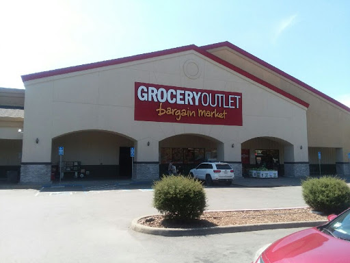 Grocery Store «Grocery Outlet Bargain Market», reviews and photos, 1718 S Main St, Willits, CA 95490, USA