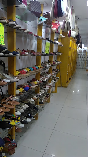 Tiendas para comprar zapatos de mujer cómodos Barranquilla