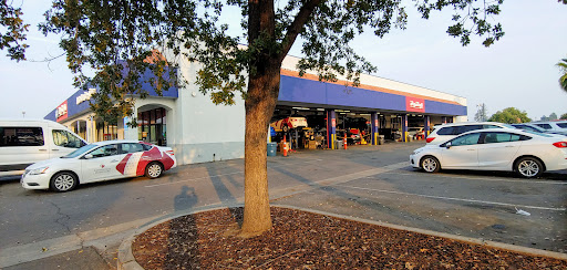 Pep Boys Auto Parts & Service, 693 W Shaw Ave, Clovis, CA 93612, USA, 