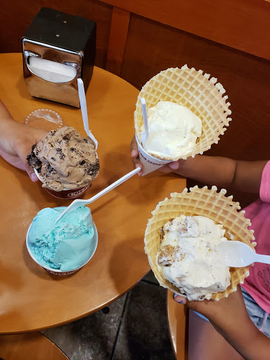 Ice Cream Shop «Cold Stone Creamery», reviews and photos, 15100 Cedar Ave S Ste. 202, Apple Valley, MN 55124, USA