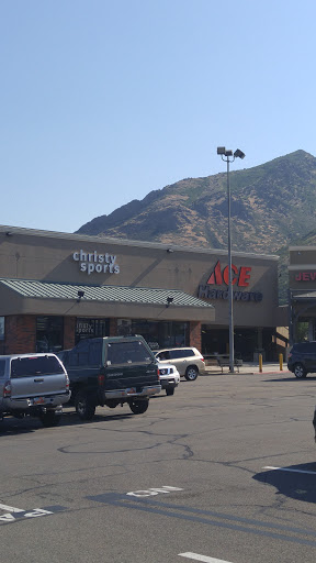 Shopping Mall «Olympus Hills Shopping Center», reviews and photos, 3536 Jupiter Dr, Salt Lake City, UT 84124, USA