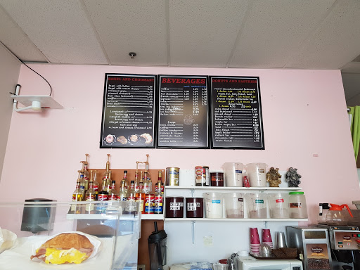 Donut Shop «Family Donut Shop», reviews and photos, 7600 196th St SW #850, Lynnwood, WA 98036, USA