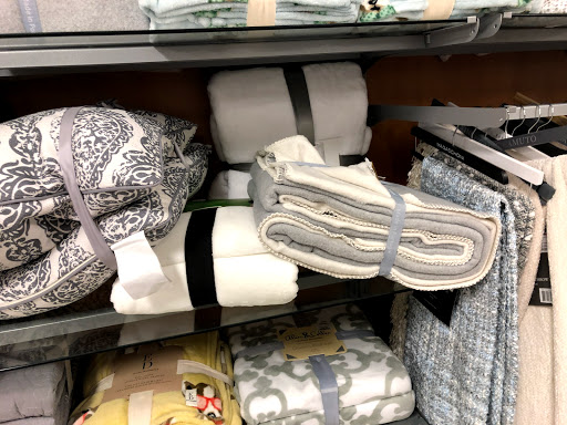 Department Store «T.J. Maxx», reviews and photos, 1800 4 Seasons Blvd, Hendersonville, NC 28792, USA