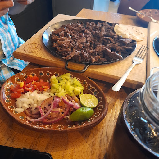 Restaurante El Tío Tacos y Carne Asada en Chihuahua