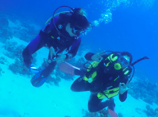 DNA Sub - Diving Negozio Accademia