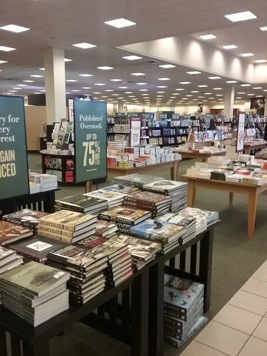 Book Store «Barnes & Noble», reviews and photos, 911 Haddonfield Rd, Cherry Hill, NJ 08002, USA