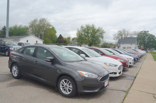 Used Car Dealer «Steve Link Ford Lincoln Inc.», reviews and photos, 916 West St, Grinnell, IA 50112, USA