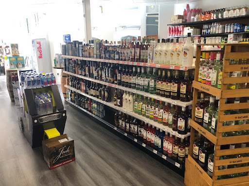 Liquor Store «Miami Beach Liquors», reviews and photos, 814 Alton Rd, Miami Beach, FL 33139, USA