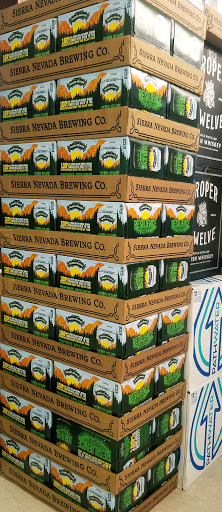 Liquor Store «EZMART LIQUOR STORE & CRAFT BEER ,BEER KEGS», reviews and photos, 1302 W Walnut Ave, Visalia, CA 93277, USA