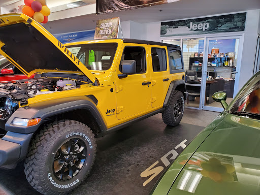 Car Dealer «Gator Chrysler Dodge Jeep», reviews and photos, 840 S Harbor City Blvd, Melbourne, FL 32901, USA