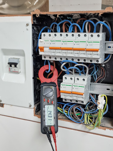 AM INSTALACIONES ELÉCTRICAS en Puerto de la Cruz, Santa Cruz de Tenerife