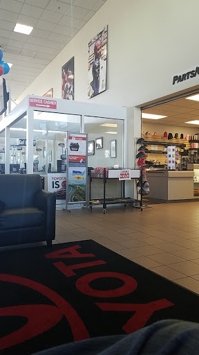 Toyota Dealer «Tracy Toyota», reviews and photos, 2895 Naglee Rd, Tracy, CA 95304, USA