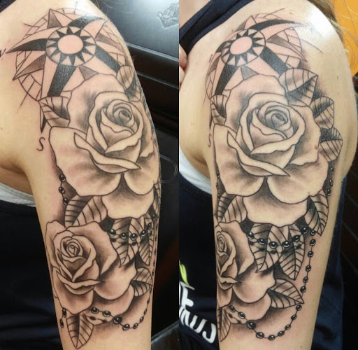 Tattoo Shop «Blue Fin Tattoos», reviews and photos, 2180 Perry Lane Rd, Brunswick, GA 31525, USA