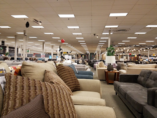 Furniture Store «The Dump Furniture Outlet», reviews and photos, 801 N Military Hwy, Norfolk, VA 23502, USA
