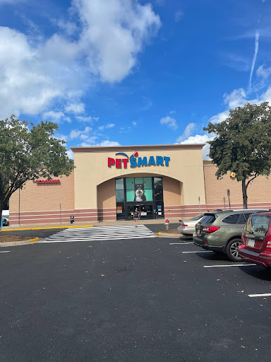 Pet Supply Store «PetSmart», reviews and photos, 6100 Arlington Blvd, Falls Church, VA 22044, USA