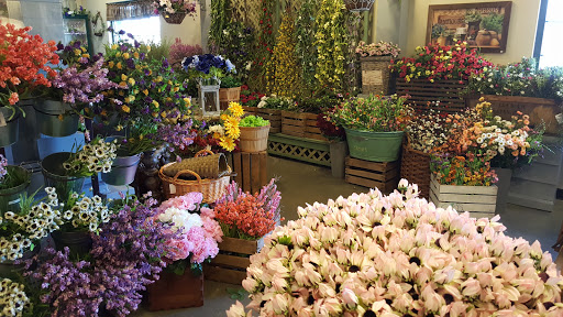 Candle Store «Warm Glow Candle Store», reviews and photos, 2131 N Centerville Rd, Centerville, IN 47330, USA