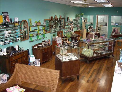 Optician «Treasure Coast Opticians», reviews and photos, 715 17th St, Vero Beach, FL 32960, USA