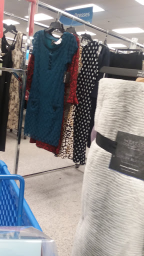 Clothing Store «Ross Dress for Less», reviews and photos, 6857 Siegen Ln, Baton Rouge, LA 70809, USA