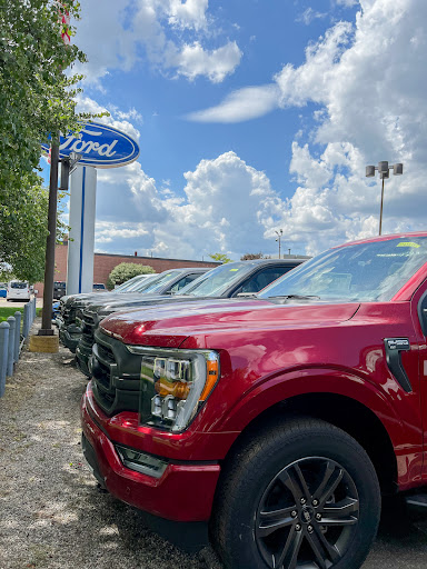 Car Dealer «Bill Brown Ford», reviews and photos, 32222 Plymouth Rd, Livonia, MI 48150, USA