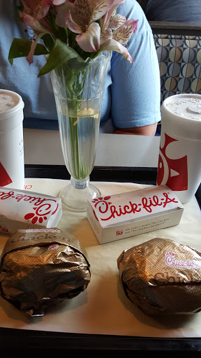 Fast Food Restaurant «Chick-fil-A», reviews and photos, 1761 Dunlawton Ave, Port Orange, FL 32127, USA