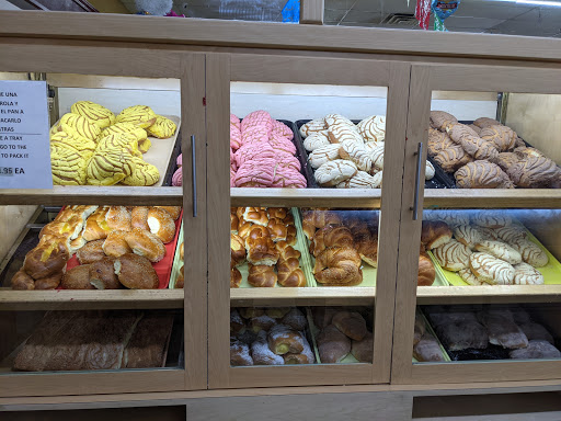 Supermarket «La Plaza Supermarket», reviews and photos, 13609 Lakewood Heights Blvd, Cleveland, OH 44107, USA