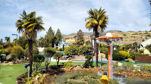 Miniature Golf Course «Golfland», reviews and photos