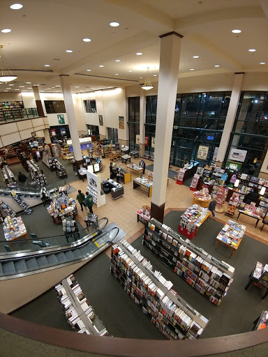 Book Store «Barnes & Noble», reviews and photos, 791 S Main St, Orange, CA 92868, USA