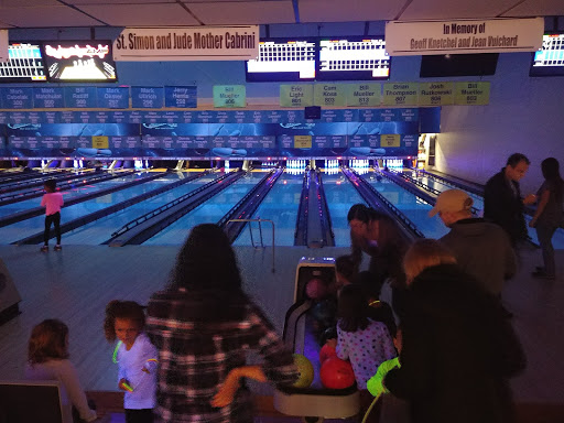 Bowling Alley «Novi Bowl Family Fun Center», reviews and photos, 21700 Novi Rd, Novi, MI 48375, USA