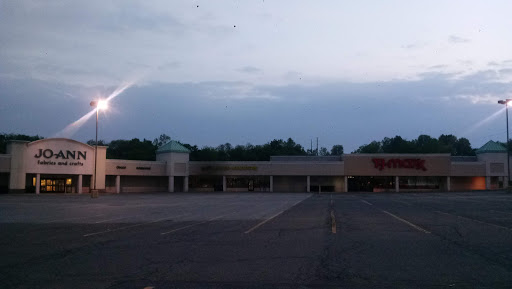 Department Store «T.J. Maxx», reviews and photos, 832 Plaza Blvd, Lancaster, PA 17601, USA