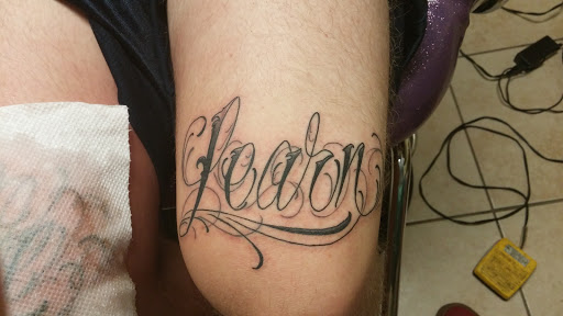 Addictions Tattoo & Art Studio, 9814 Liberia Ave, Manassas, VA 20110, USA, 