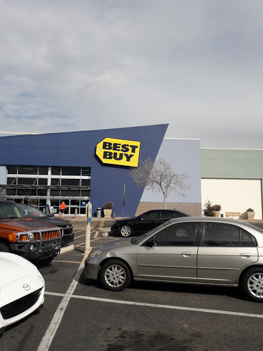 Electronics Store «Best Buy», reviews and photos, 2288 E Williams Field Rd, Gilbert, AZ 85295, USA