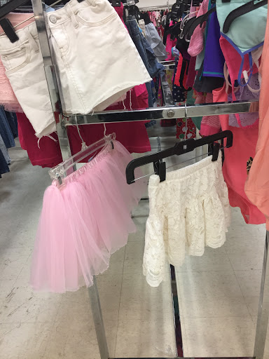 Thrift Store «The Salvation Army Family Store & Donation Center», reviews and photos, 2627 Dix Hwy, Lincoln Park, MI 48146, USA