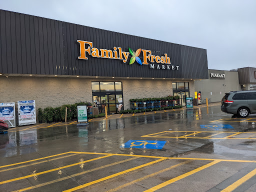 Grocery Store «Family Fresh Market», reviews and photos, 3920 2nd Ave, Kearney, NE 68847, USA