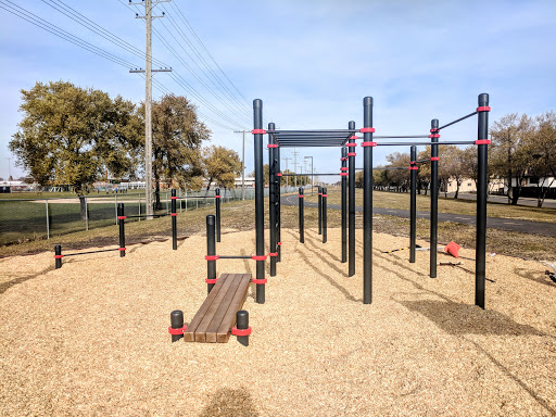 Outdoor Fitness Node (Calisthenics Park)
