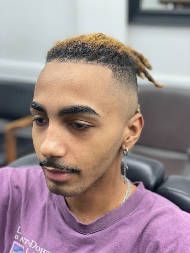 Barber Shop «Garys Royal barber shop», reviews and photos, 428 Mamaroneck Ave, Mamaroneck, NY 10543, USA