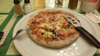 Pizza du Pizzeria Aux Délices à Cap-d'Ail - n°19