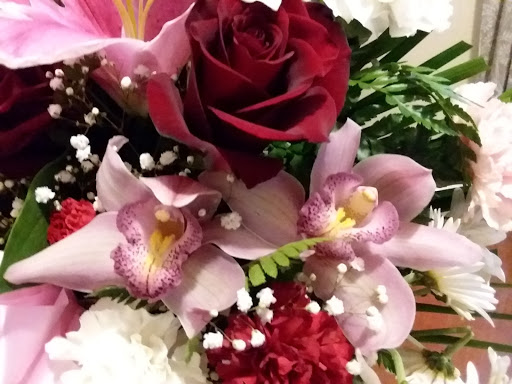 Florist «City Line Florist», reviews and photos, 1089 Liberty Ave, Brooklyn, NY 11208, USA