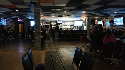 The District Pub & Kitchen - 601 N Piedras St, El Paso, TX 79903